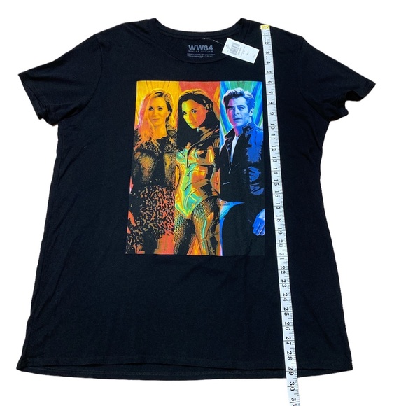 DC Comics Wonder Woman 1984 Boyfriend Fit Juniors T Shirt Size Extra Large - Picture 4 of 13